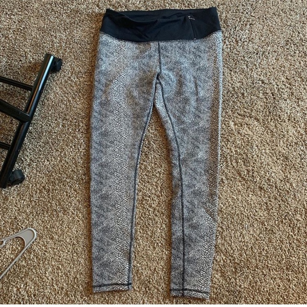 Calia by Carrie workout leggings